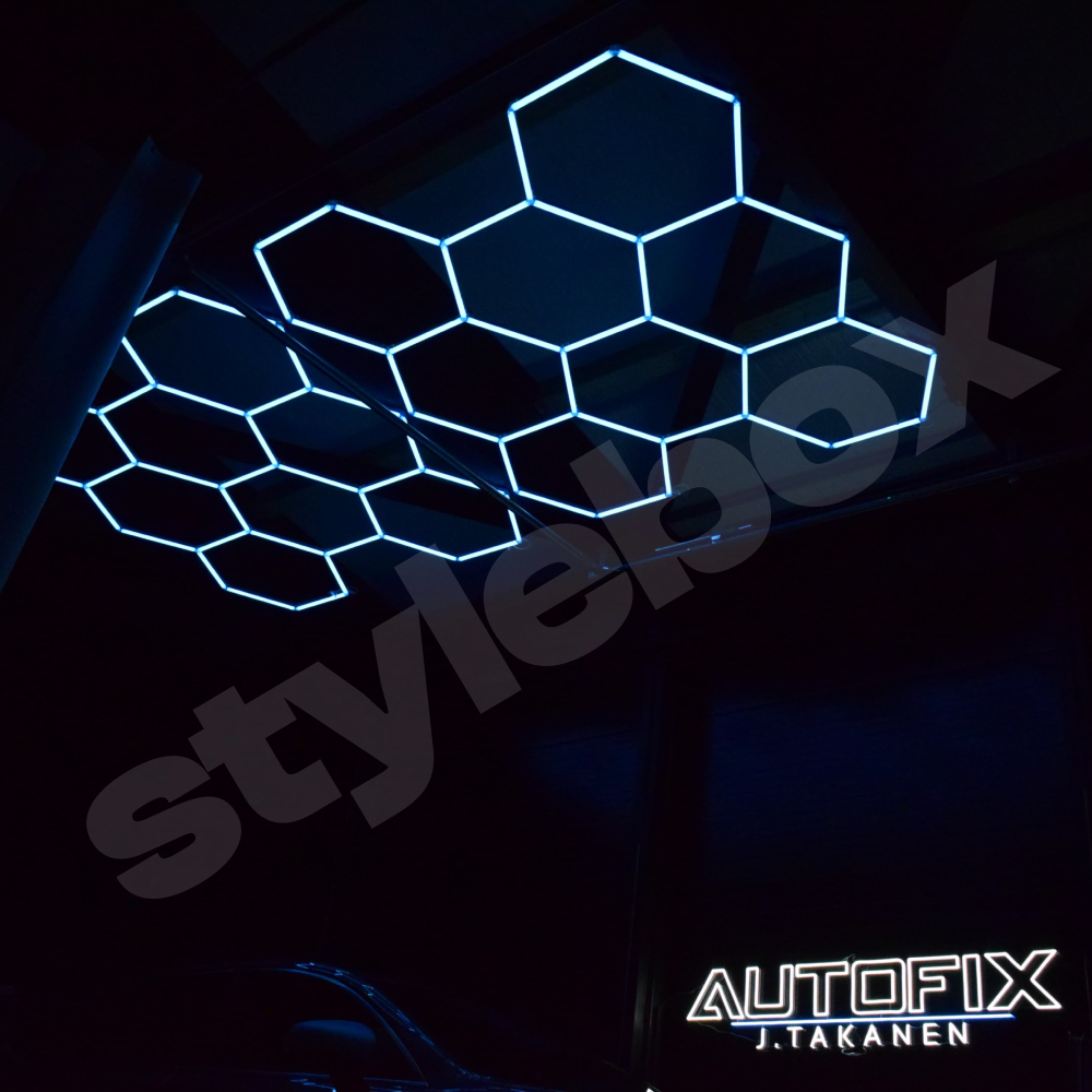 8 RGB Hexagon lamp