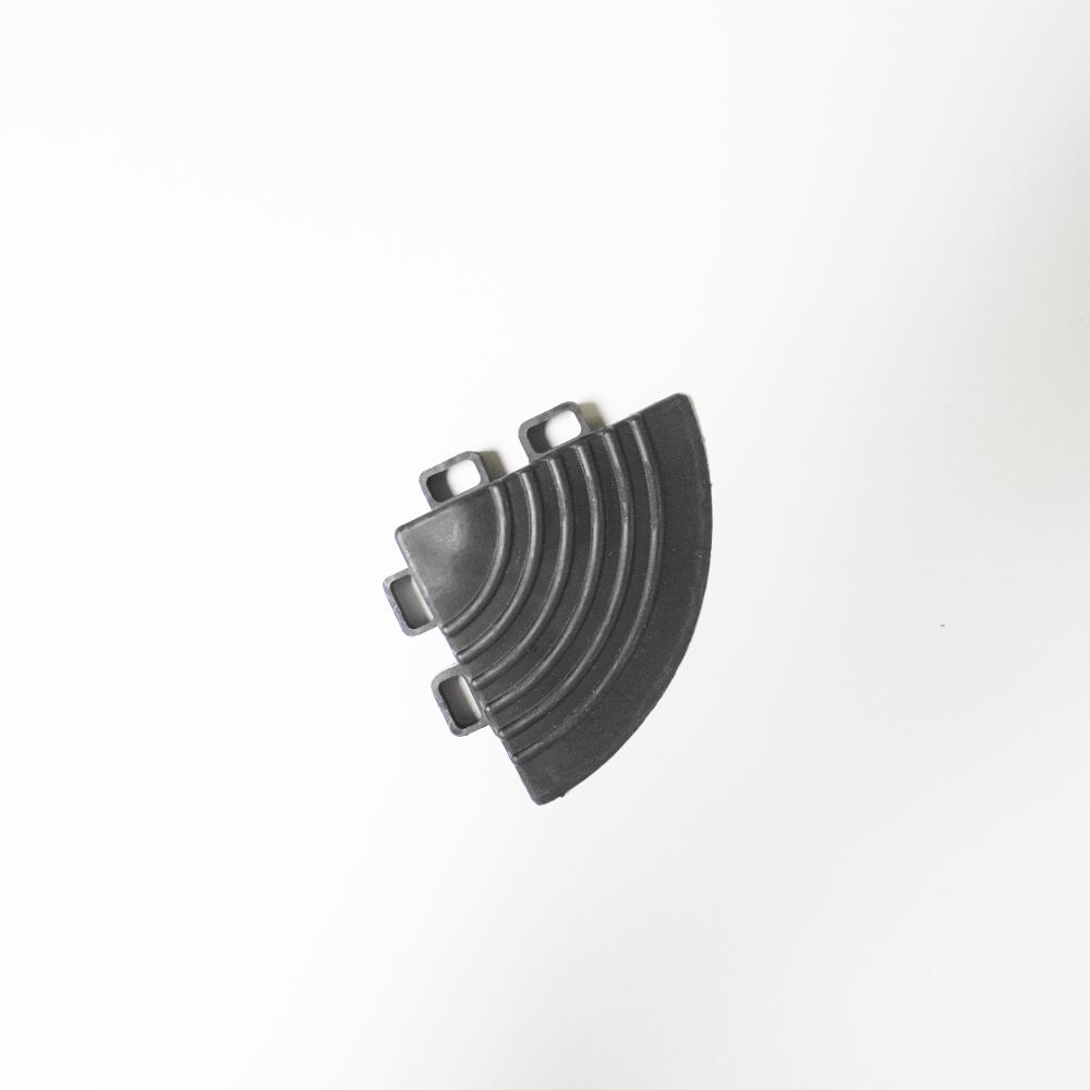 Lattiapäällysteen kulmapala