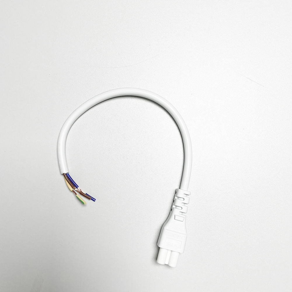 Virtakaapeli, 3-napainen, 25 cm