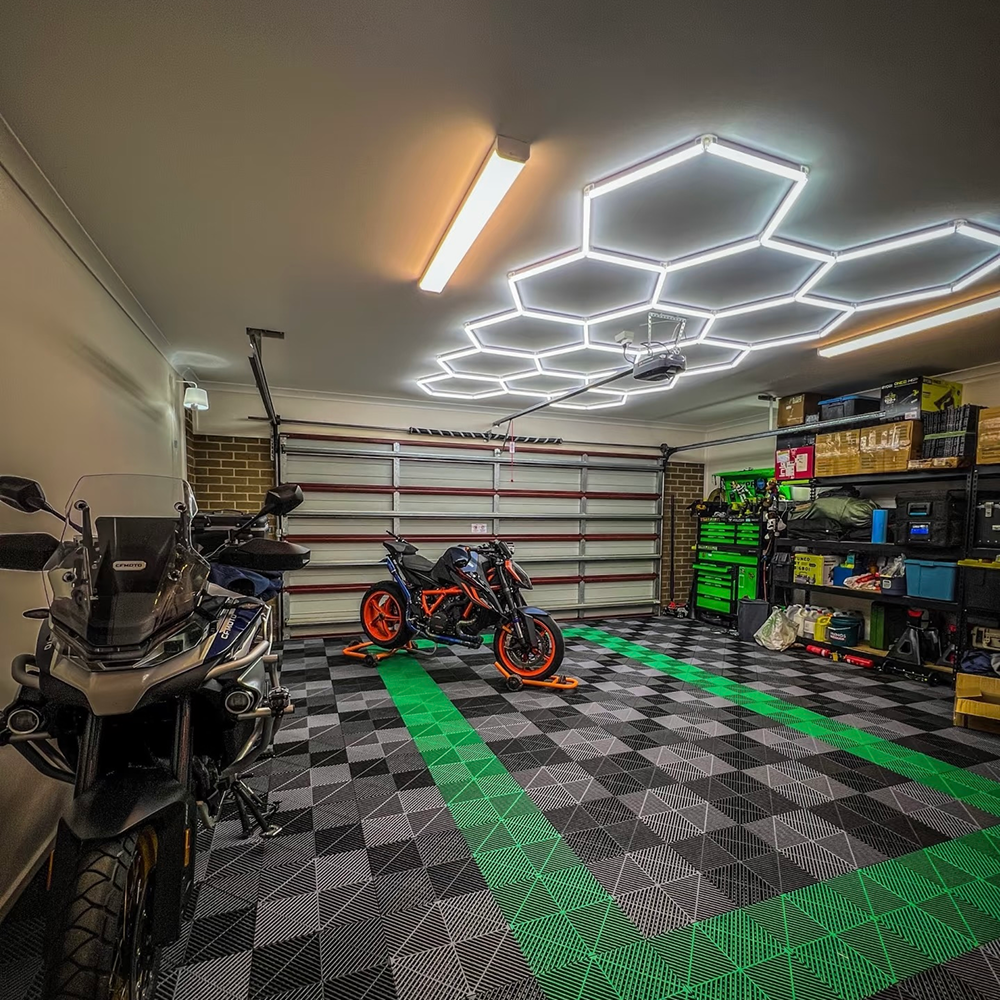 14 Hexagon LED-valo, 6500K, Ei himmennettävä, 2-napainen