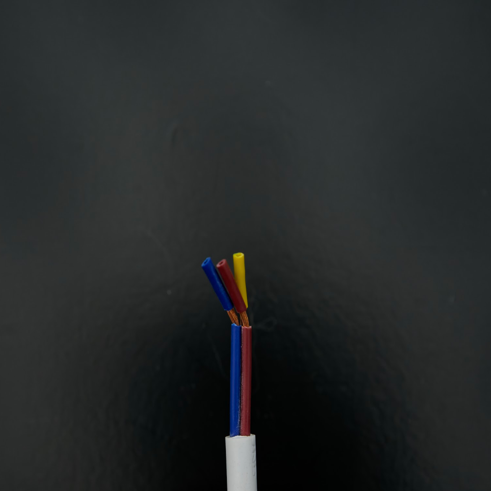 Virtakaapeli, 3-napainen, 25 cm