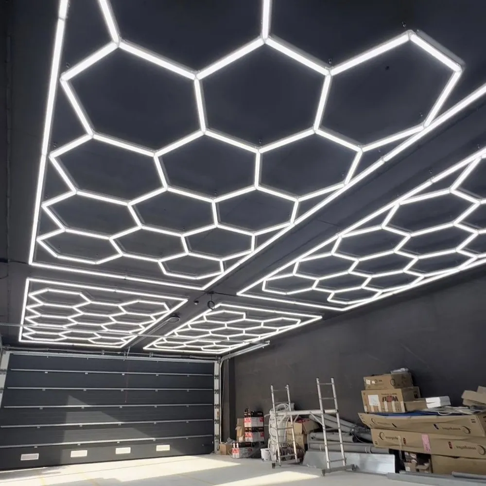14 Hexagon LED-valo + kehikko
