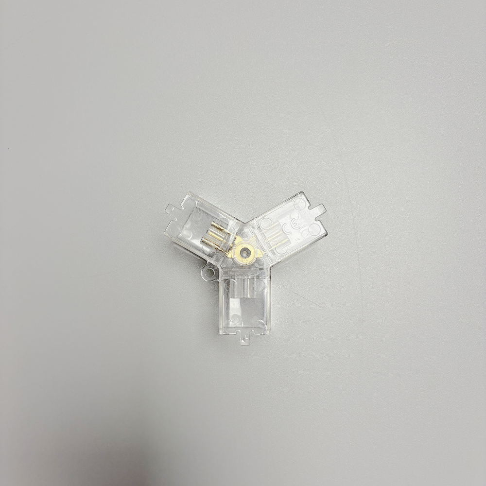 Y-kulmaliitin, toisessa päässä ei kuparineulaa, Hexagon LED-valo, 3 - napainen, 0–100% himmennettäville lampuille