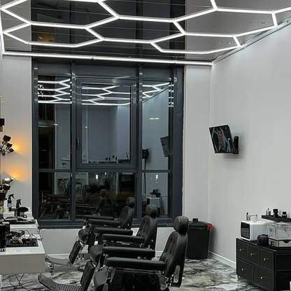 14 Hexagon LED-valo + kehikko